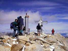 Aneto summit