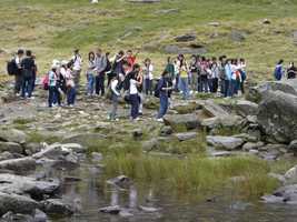 Crowds at Llyn Idwal