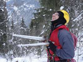 Whoa! Look at the icicles on that !(part 2)  [Jim Symon]