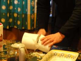 Dave B performs surgery on the Kitchen roll to convert for other purposes  [Andy Stratford]
