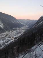 Evening glow over Rjukan on yet another perfect day  [Andy Stratford]