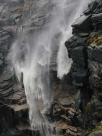 Kinder Upfall