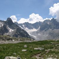 Looking up Albigna Valley (James Richardson)