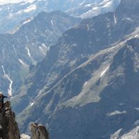 Jim Symon on Cineastes with Mount Pelvoux behind (Andy Stratford)