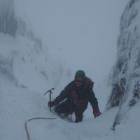 Bob Milward in Tower Gully, Clogwyn Du (Andy Stratford)