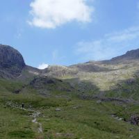 Looking up to Mickledore from the top of Cam Spout (Dave Wylie)