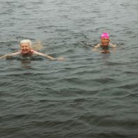 Trish and Kirsten in Innominate Tarn (Dave Wylie)