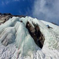 Craig and Colin on P1 of the 3 star Tuvfossen WI5 (Andy Stratford)