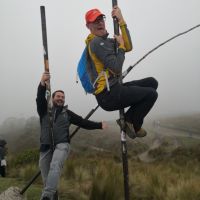 Ecuadorian pole dancers (Harry Potts)