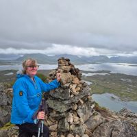 Jo on the summit of Hoven, Grimsoya